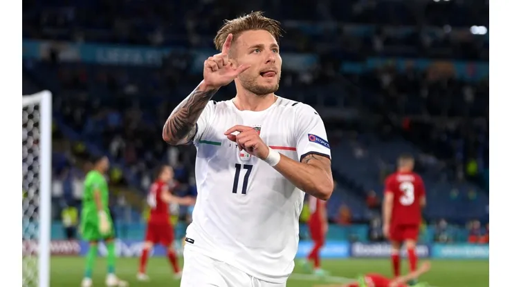 Ciro Immobile celebrando el 2-0 parcial de Italia.