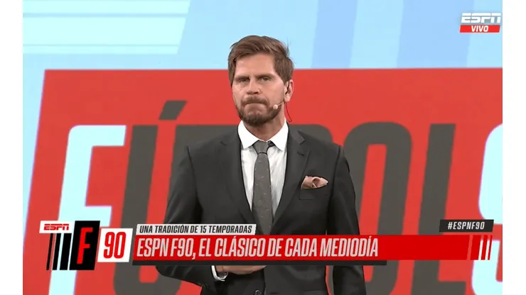 Vignolo volvió a pegarle a Cascini: "El señor dijo que llevaba 10 refuerzos con él"