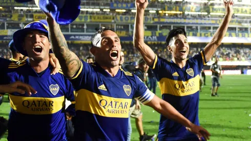 Tevez y sus títulos en Boca. (Getty Images)