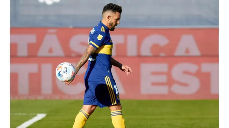 Carlos Tevez le dijo adiós a Boca Juniors.