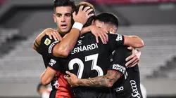 Colón festejando un gol ante River, uno de los pocos partidos que el Sabalero perdió (Fuente: Getty Images)