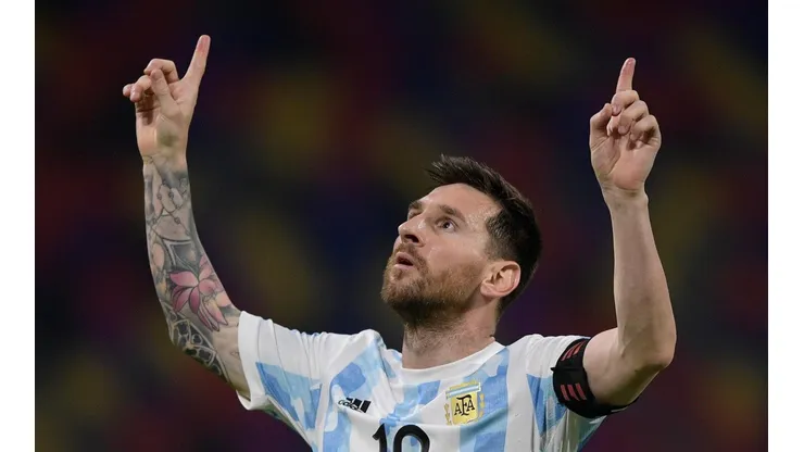 De Messi para Maradona: "Queríamos regalarle una victoria"