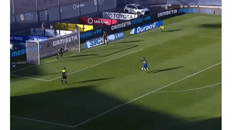 El penal de Carlos Tevez.