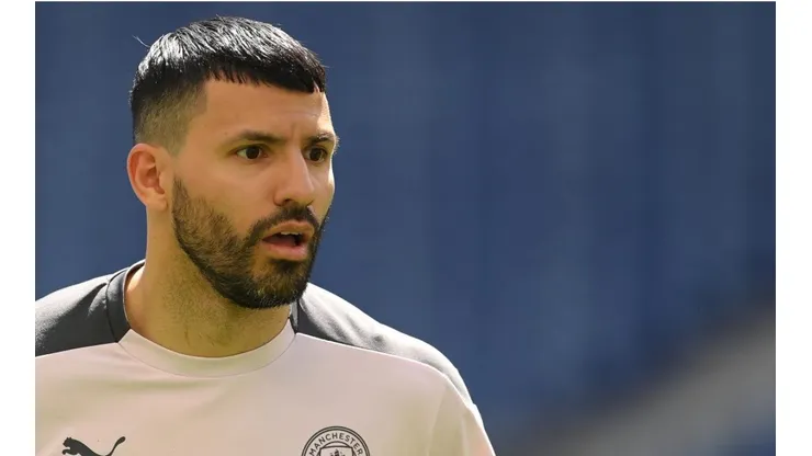 Sergio Agüero durante un calentamiento con Manchester City.
