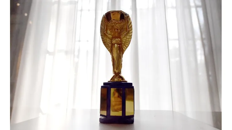 El trofeo Jules Rimet, la copa que se le otorgó al campeón del Mundial de Brasil 1950. (Foto: Getty).