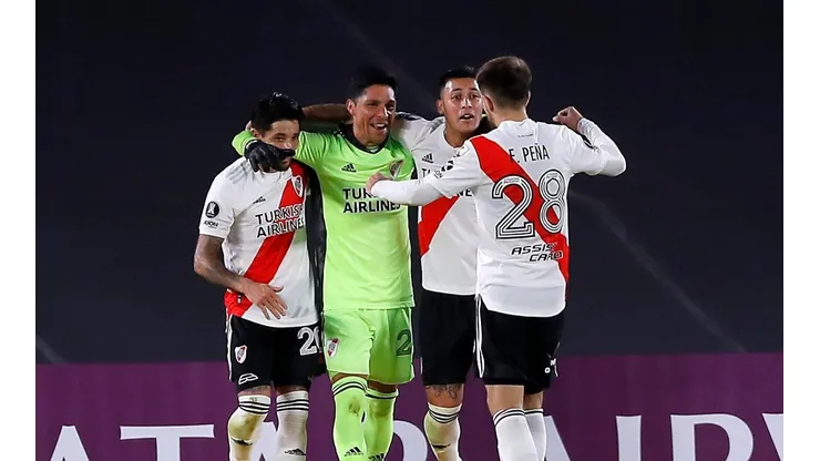 ¿Boca obligó a River a cambiar su slogan en la camiseta?