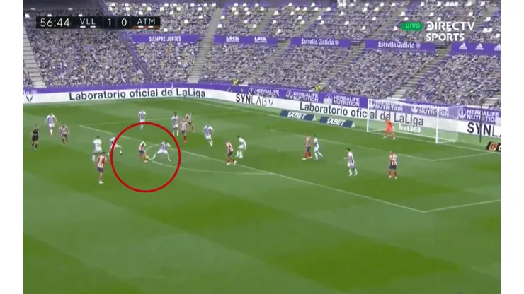 Video: Correa armó un jugadón en una baldosa y metió un golazo para el Atlético Madrid
