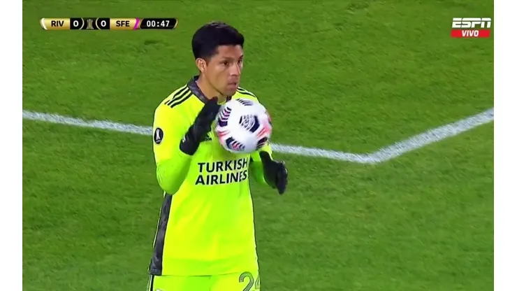 Video: así fue la primera atajada de Enzo Pérez como arquero de River
