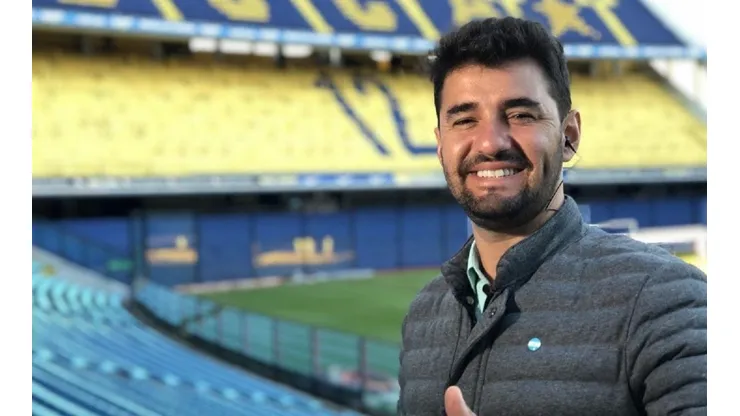 Tato Aguilera en la cancha de Boca.