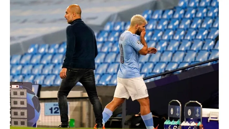 Pep Guardiola y Sergio Agüero durante un encuentro de la Champions.
