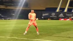 No se había visto: así festejo el arquero Díaz el gol de Álvarez