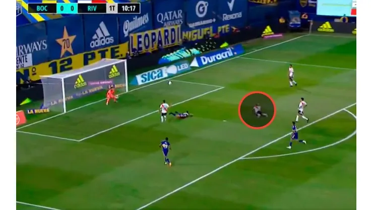 Video: Tevez empujó a Maidana y, con el hombro, metió el 1 a 0 para Boca
