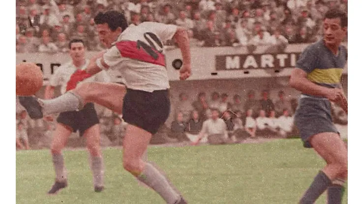 Ángel Labruna encabeza el listado de goleadores.