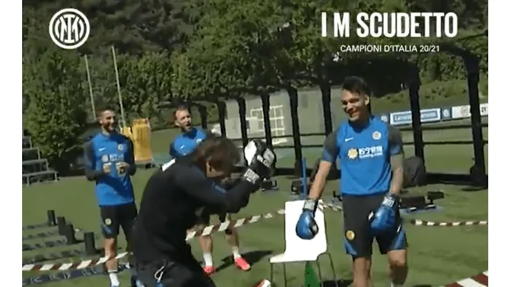 Video: Lautaro y Conte solucionaron sus problemas adentro de un ring