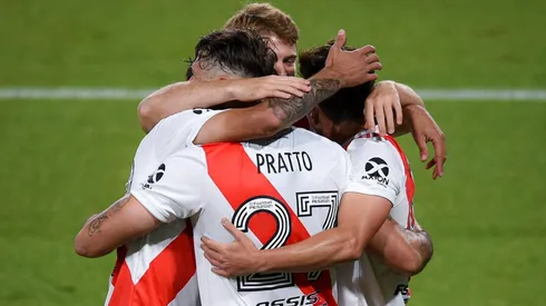 Alario, Suárez y más: los comentarios riverplatenses en el posteo de Pratto