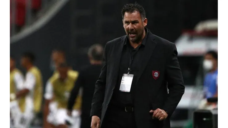 Renunció Dabove en San Lorenzo: "Le pido disculpas a los hinchas"
