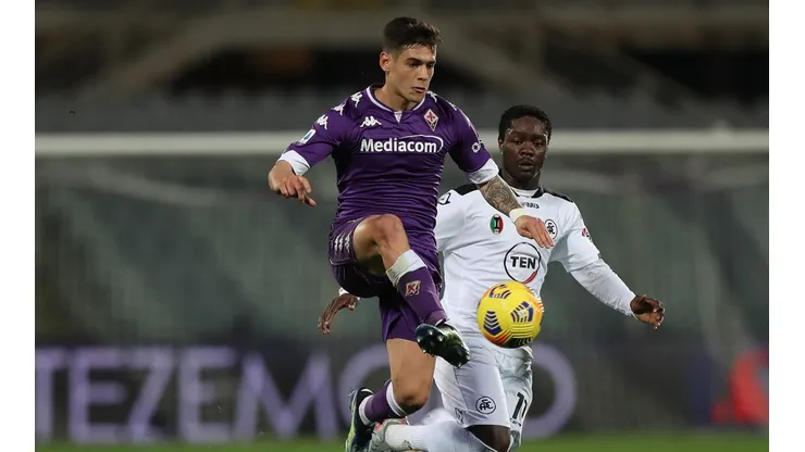 Lucas Martínez Quarta con la camiseta de Fiorentina.