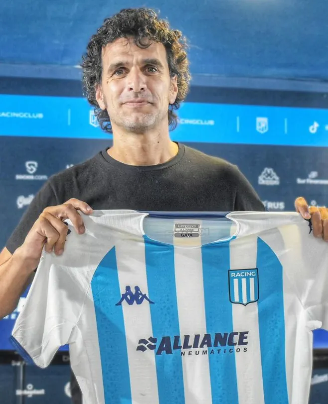 Braca dirige el primer equipo de Racing femenino. (Foto: @popibraca).