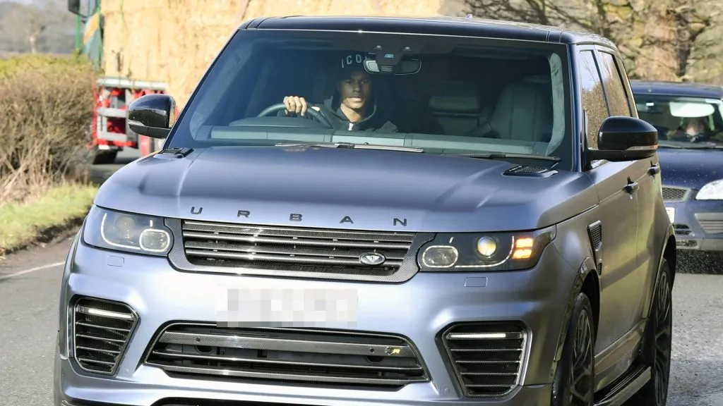 El vehículo en el que iba Malacia pertenecía a Rashford.