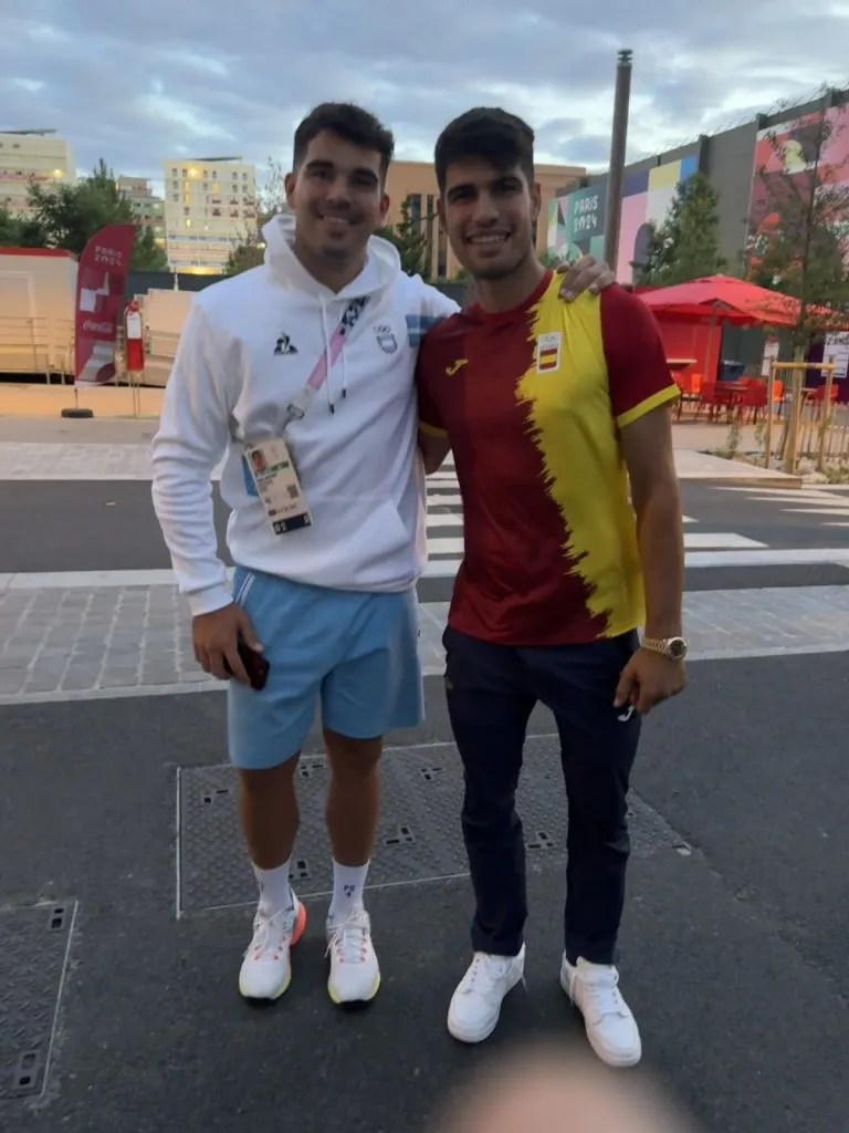 Pablo Simonet, jugador de handball argentino con Alcaraz.