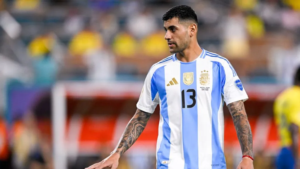 Cristian Romero no juega en Venezuela vs. Argentina.