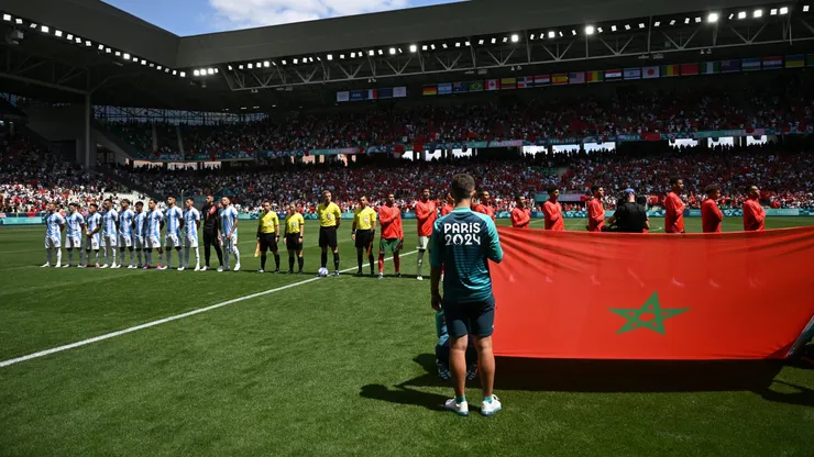 Hubo silbidos en el himno de Argentina.