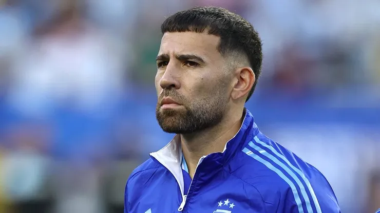 Nicolás Otamendi, muy enojado.