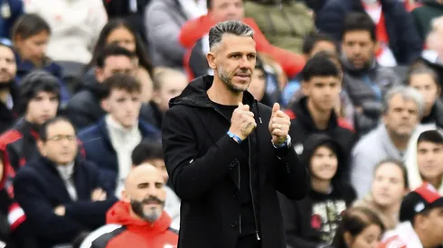 Martín Demichelis dirigiendo en el Más Monumental.
