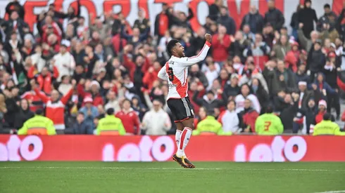Miguel Borja festejando uno de sus goles.