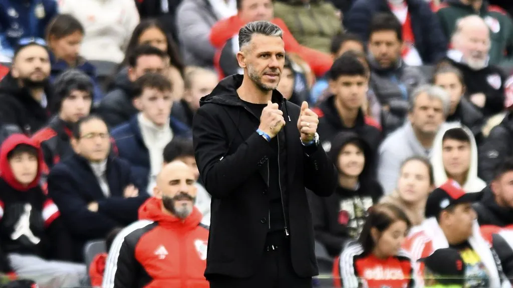 Martin Demichelis durante el partido contra Lanús. (Foto: Getty).
