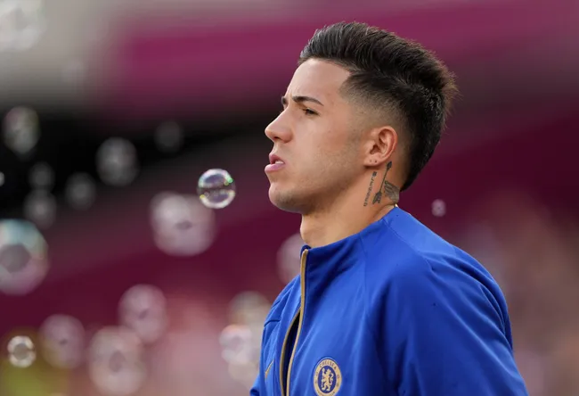 Enzo Fernández tendrá que enfrentarse a la Justicia de Inglaterra en su regreso al Chelsea.