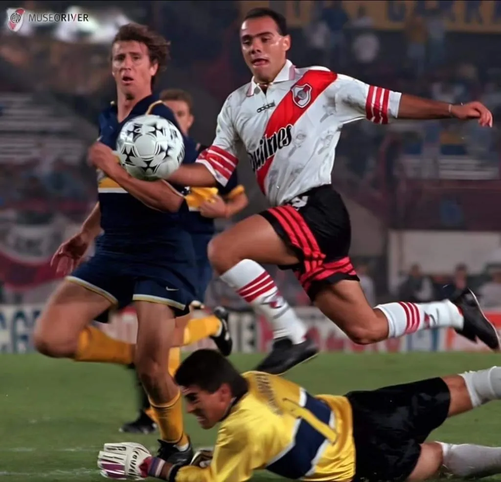 El histórico gol de Villalba a Boca para poner el 2-3. Luego, Celso Ayala pondría el 3 a 3 definitivo. (Foto: Gentileza Luigi Villalba).