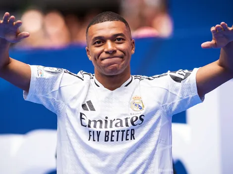 El gesto de Cristiano que Mbappé copió en su presentación en el Real Madrid