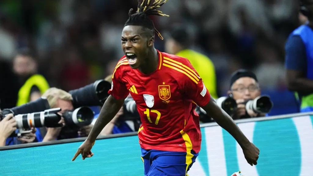 Nico Williams convirtió en la final de la Eurocopa y España le ganó a Inglaterra