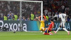 Mikel Oyarzabal le dio el título a España.