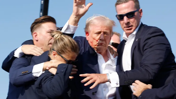 Donald Trump fue víctima de un atentado en plena campaña presidencial.