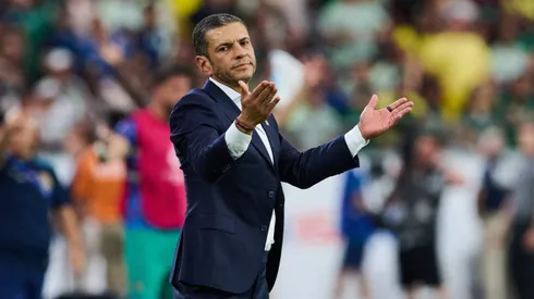 Javier Lozano renunció a su cargo en México.