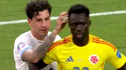 José María Giménez y el polémico gesto a Davinson Sánchez
