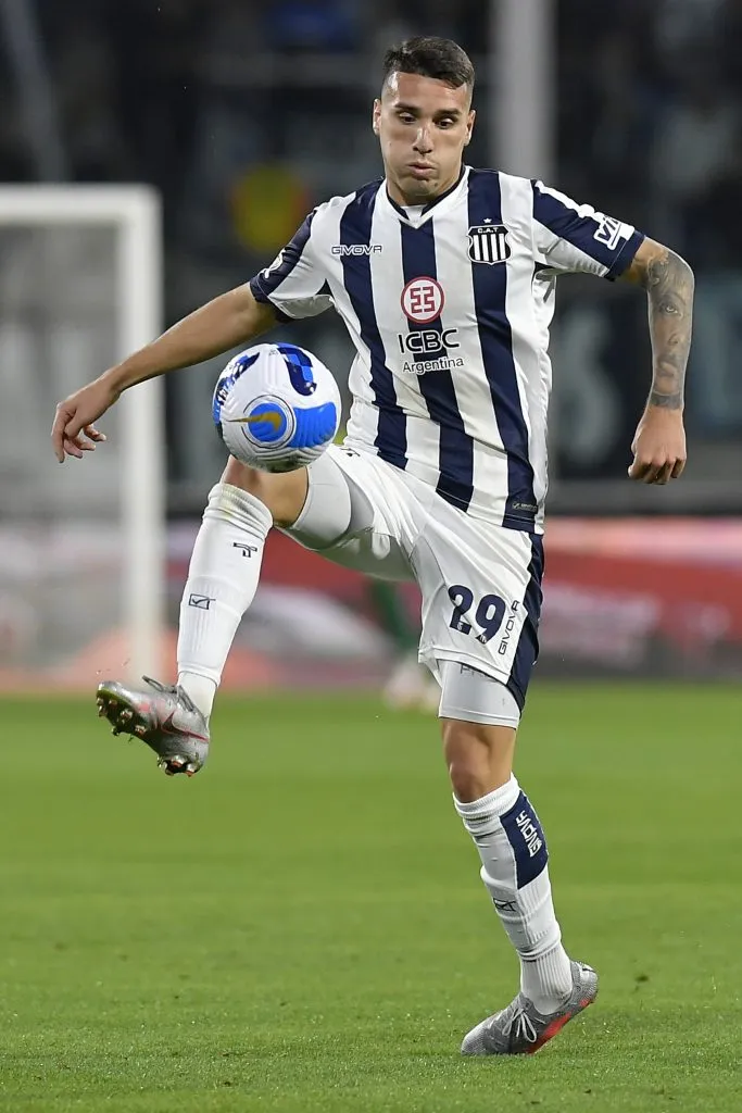 Gastón Benavídez, el lateral que fue ofrecido a Boca.