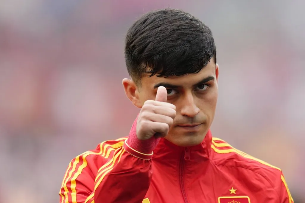 Pedri le responidó con buena onda a Toni Kroos. (Foto: IMAGO).