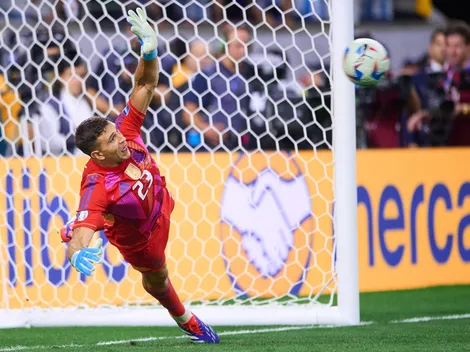 Emiliano Martínez, la leyenda continúa