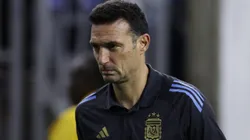 Lionel Scaloni no quedó conforme con el rendimiento de Argentina. (Foto: Getty).