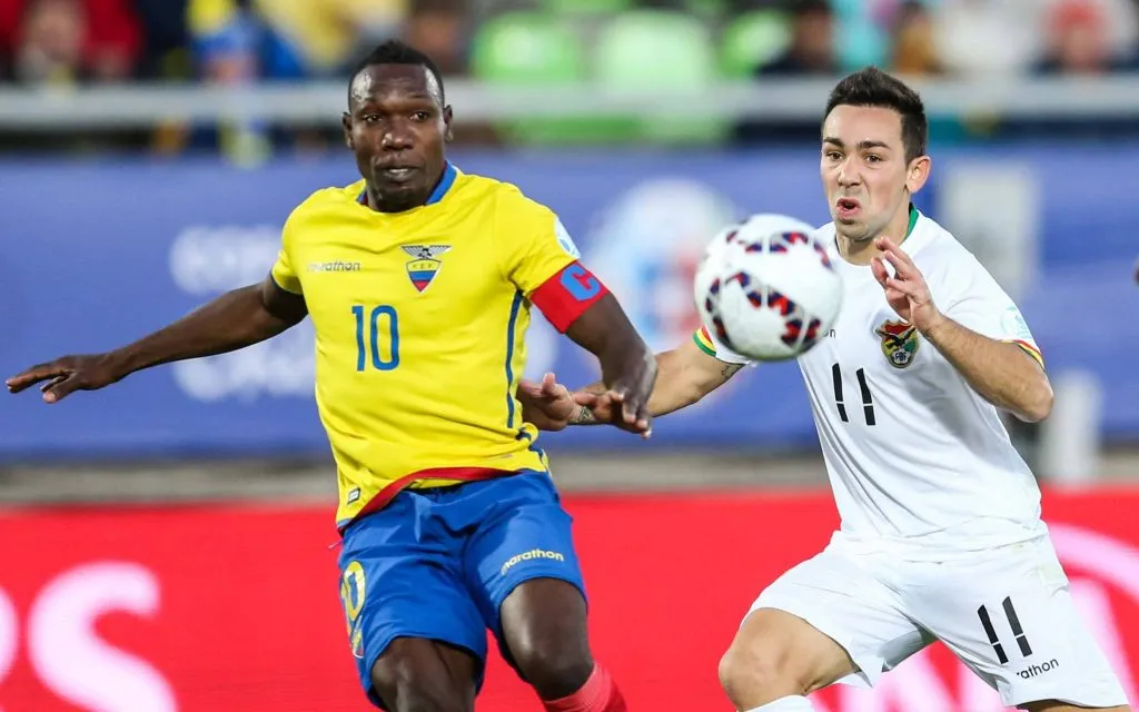 Lizio en la Copa América 2015 jugando para Bolivia. (Foto: IMAGO).