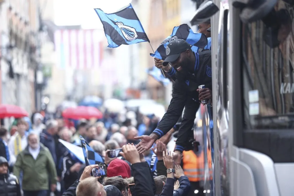 Igor Thiago en la celebración de Brujas campeón (IMAGO)