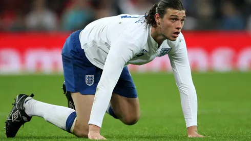 De ser el nueve titular de Inglaterra a casi terminar preso