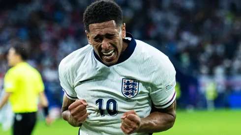 Bellingham usa una protección especial para evitar una lesión mayor