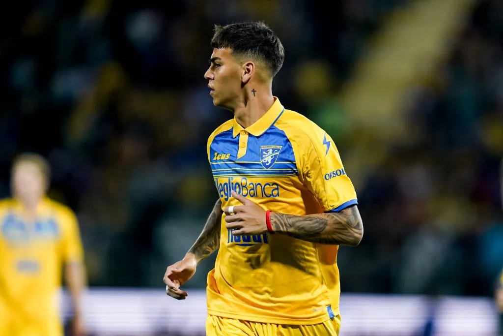 Enzo Barrenechea en Frosinone.