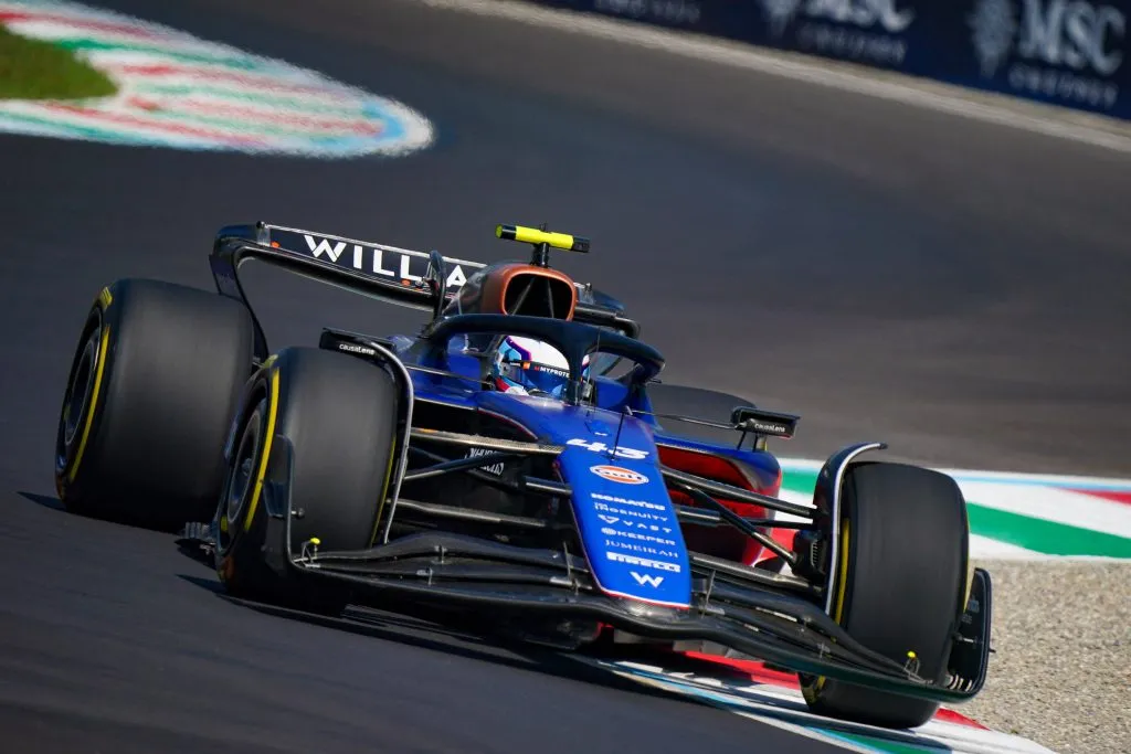 Franco Colapinto largará décimo octavo en su debut en la Fórmula 1. IMAGO