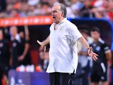 La baja de un titular en la Selección de Uruguay que sufre Bielsa para la doble fecha de Eliminatorias