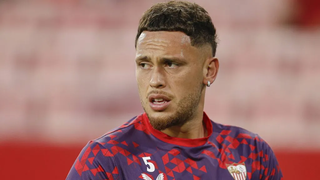 Lucas Ocampos se irá de Sevilla.